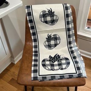 Fall Pumpkin Buffalo Check Table Runner